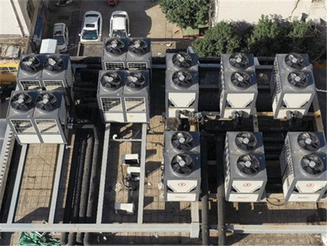 空氣能熱泵清潔供暖 守衛(wèi)許昌藍天白云